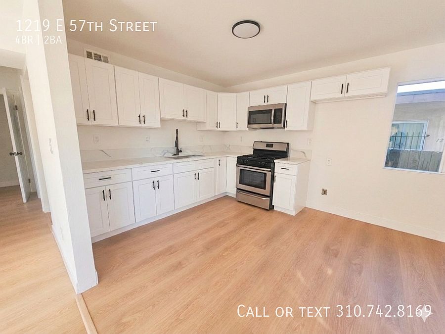 1st image of 1219 E 57th St