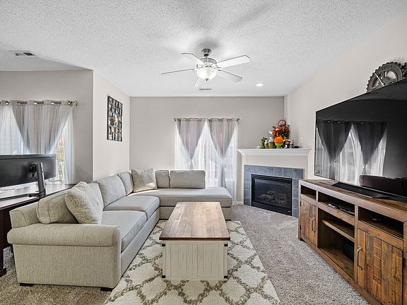 2nd image of 8601 Westown Pkwy Unit 21204
