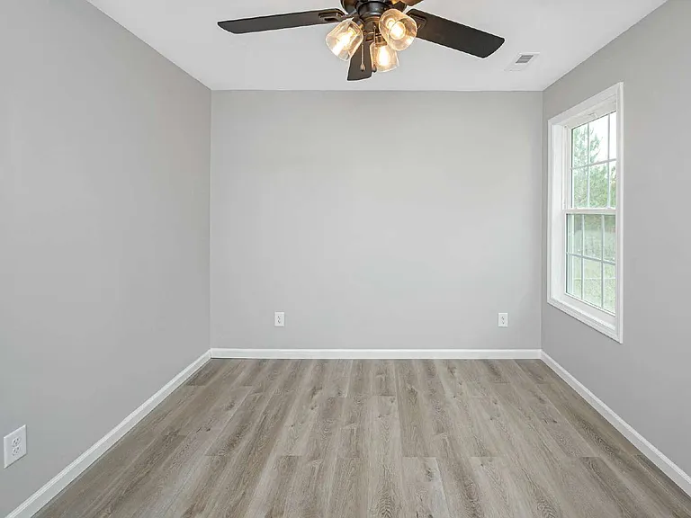 85 Smith Glen Dr — Photo 18