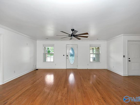 5th image of 120 Hubert Rd
