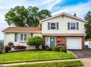 14 Stirling Ln, Wayne Twp., NJ 07470