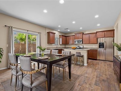 9127 Island Wolf Ave, Las Vegas, NV, 89149