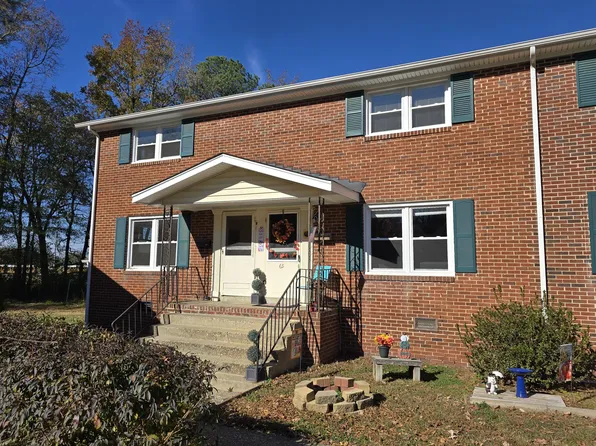 2604 Wayside Dr APT 64, Richmond, VA 23235