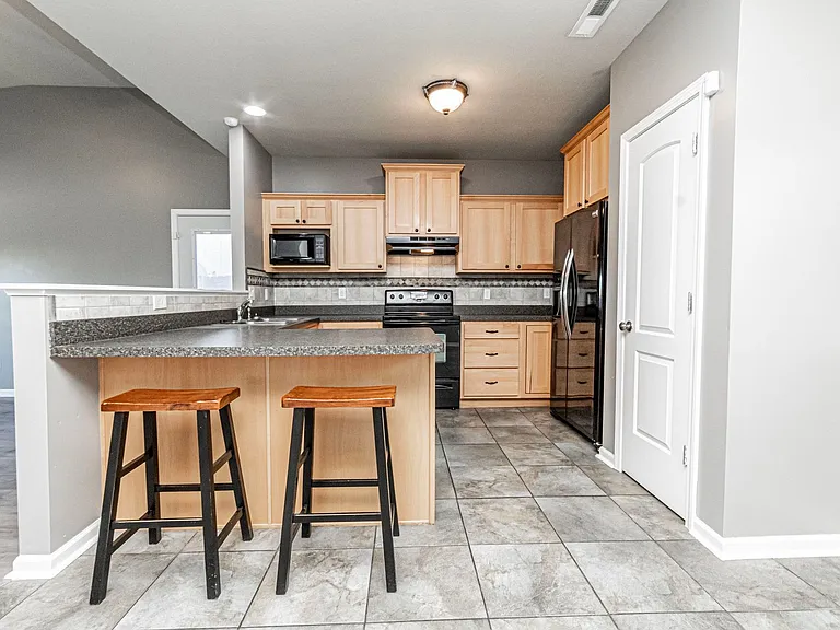 2501 Sawmill Rd — Photo 10