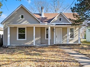 815 S Sycamore St, Ottawa, KS 66067