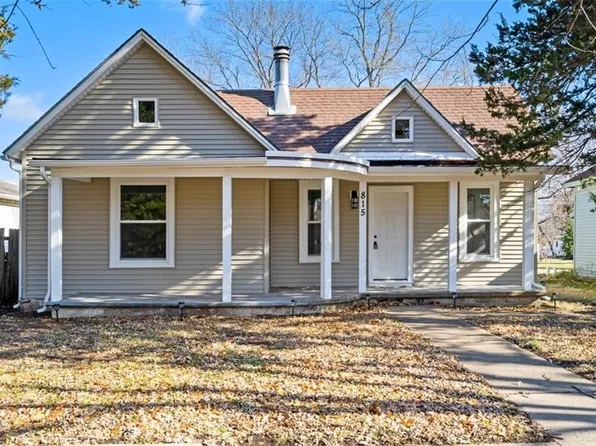 815 S Sycamore St, Ottawa, KS 66067