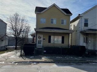 831 Railroad St, Mc Kees Rocks, PA 15136