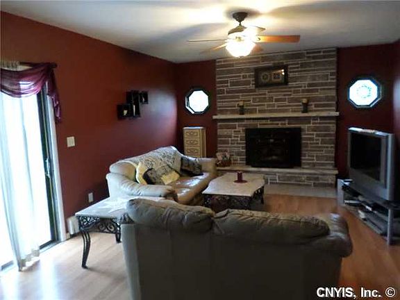 2nd image of 6613 Temple Dr