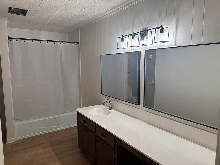 Spacious bathroom