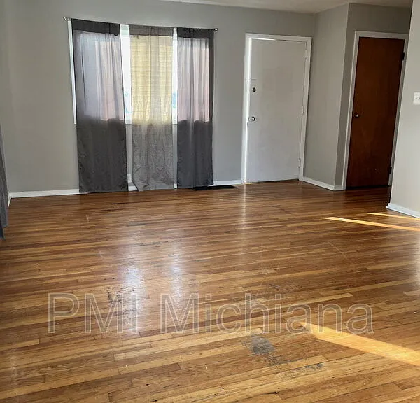 4414 Huron Cir — Photo 4