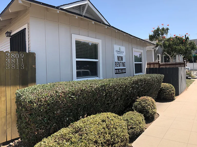 3809 Villa Ter — Photo 1