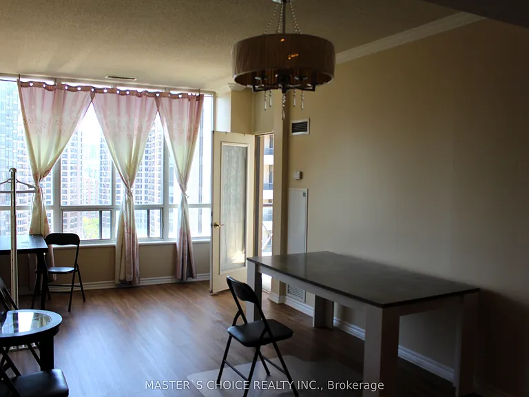 28 Byng Ave #UP6 — Photo 2