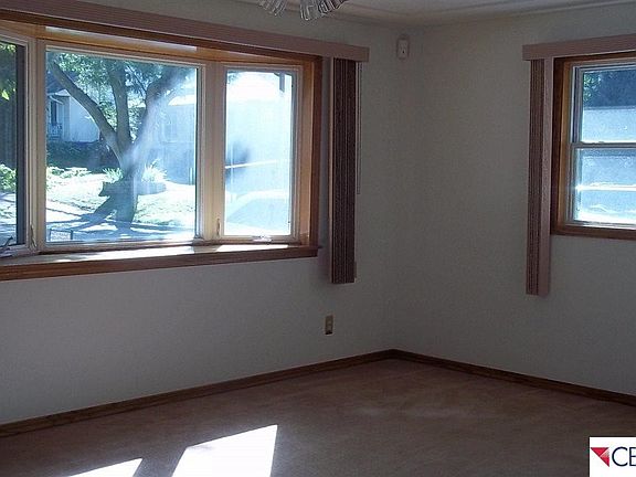 5th image of 1320 3rd Ave