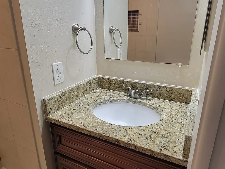 7910 Citrus Dr — Photo 5