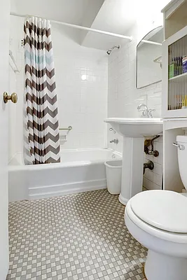 Sold by LG Fairmont Group | media 5