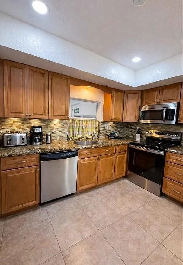 Coral Ridge Isles — Photo 4