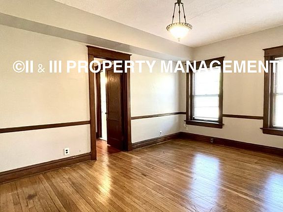 4th image of 3700 Wyandotte St #1S