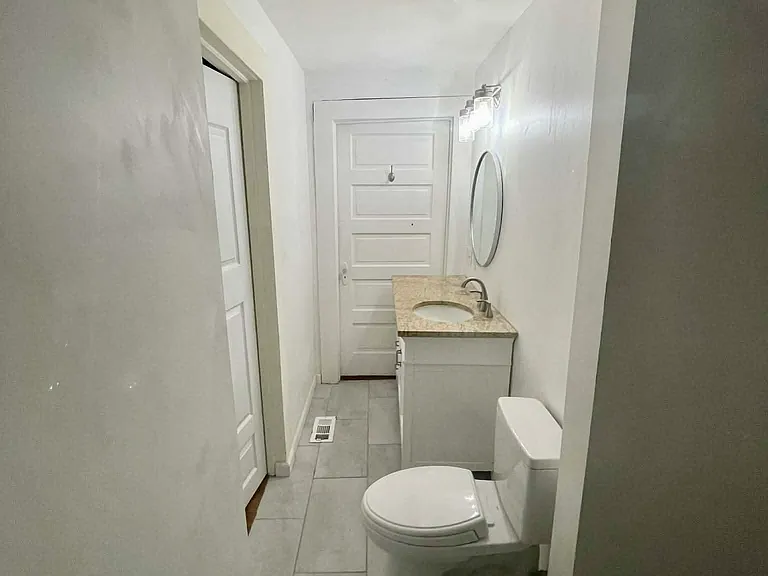 628 Rutledge Ave — Photo 8