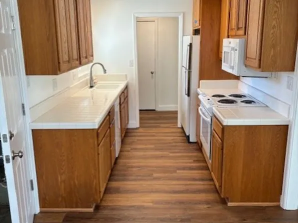 9 Begonia Ln, Chico, CA 95926