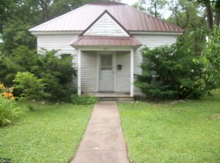 328 N Ferry St, Ottumwa, IA 52501