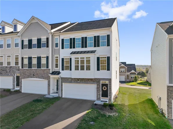 39 Hawthorne Dr, Washington, PA 15301