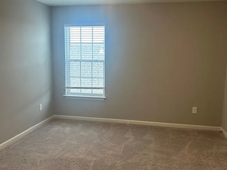 1261 Marlena Ln — Photo 27