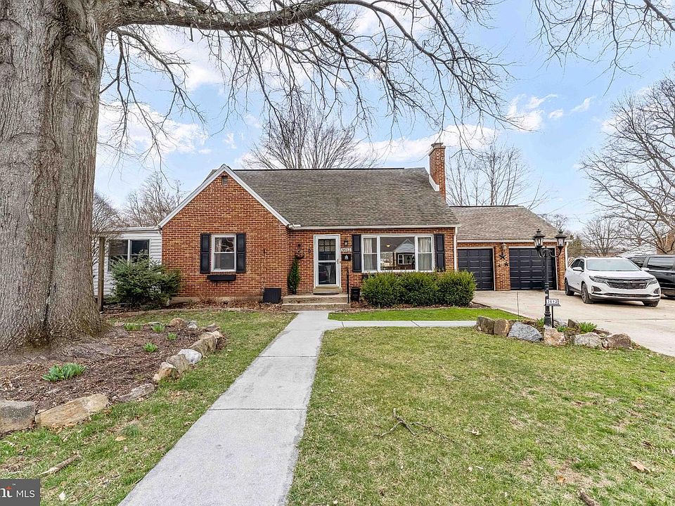 1st image of 3612 Schoolhouse Ln