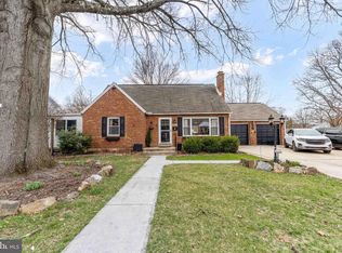 3612 Schoolhouse Ln, Harrisburg, PA 17109