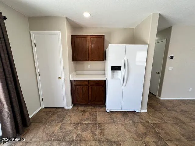 2849 W San Carlos Ln — Photo 8
