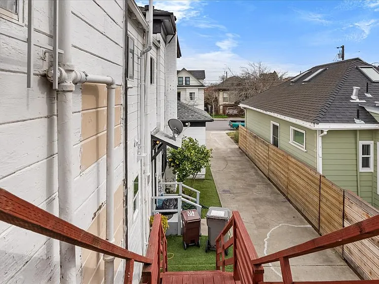 2925 Magnolia St #A — Photo 28