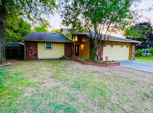 1700 N 24th St, Broken Arrow, OK 74014