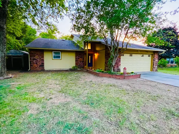 1700 N 24th St, Broken Arrow, OK 74014