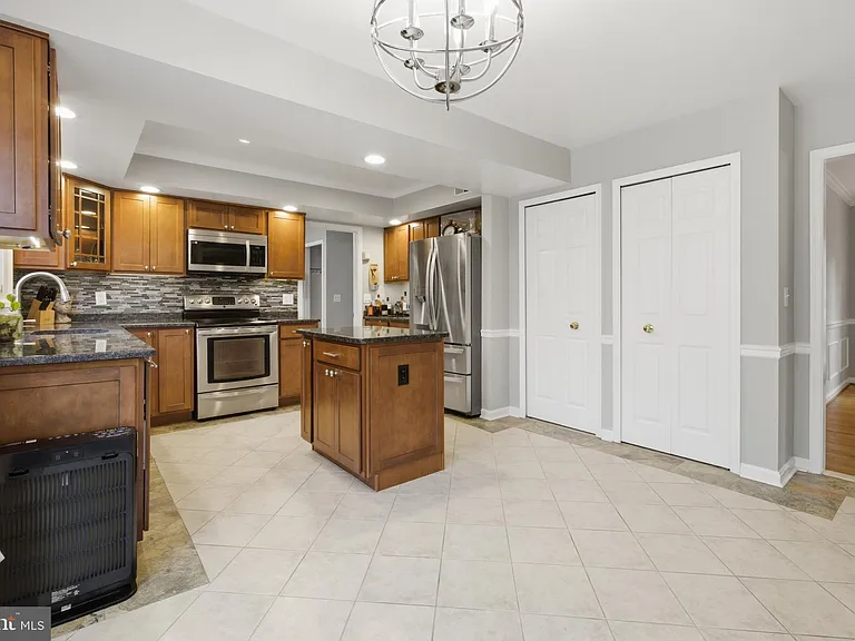 10734 Willow Oaks Dr — Photo 16