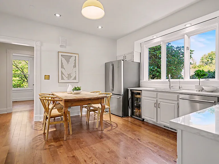 462 Riverside Ave — Photo 20