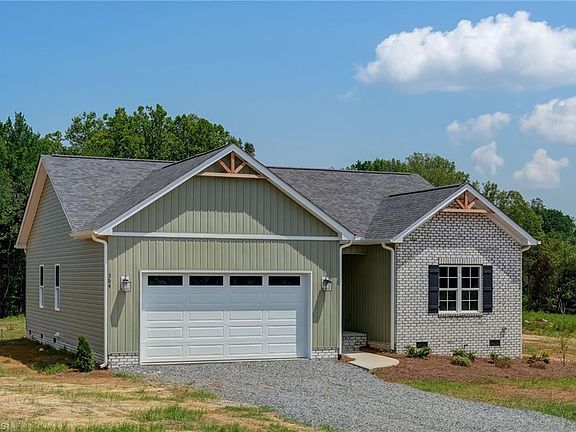 3rd image of 354 Cole Rd