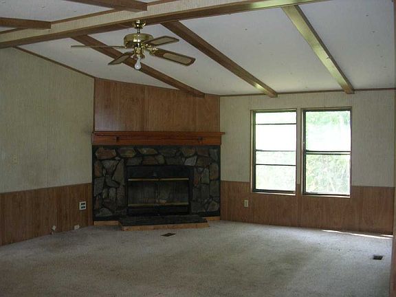 4th image of 6207 Caprice Dr