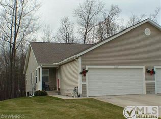 1237 Moreland St, Grand Haven, MI 49417