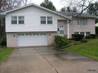 123 Amherst Rd, Johnstown, PA 15905