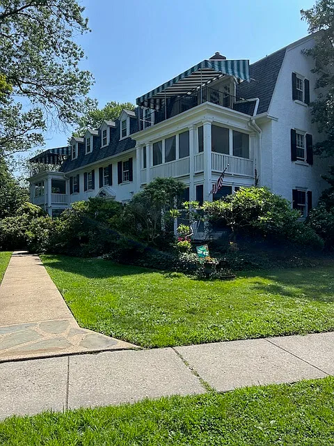 2 bed, 1100 sqft, $2,850 — Photo 2