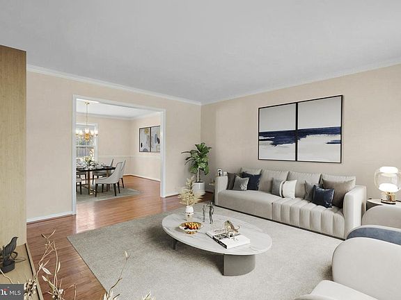 5th image of 914 Redmore Dr