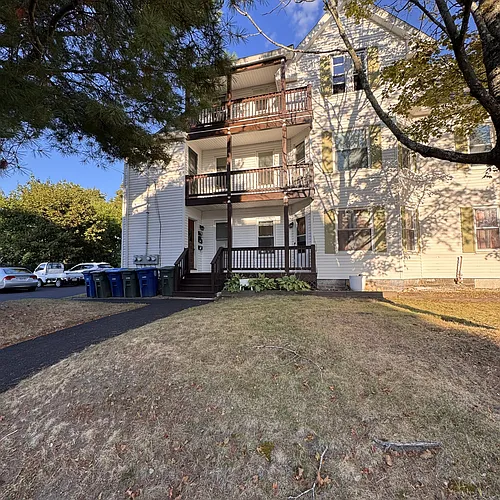 238 Water St #2 Photo 1