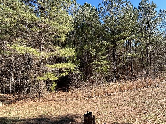 5th image of 343 Mountain View Cir