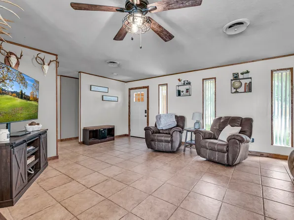 238 Circle Dr, Winters, TX 79567