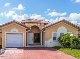 15584 SW 19th Ln, Miami, FL 33185