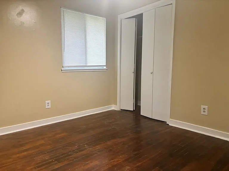 1527 Maria Dr — Photo 9