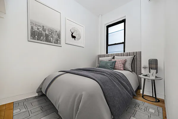 Rented by REAL New York | media 11