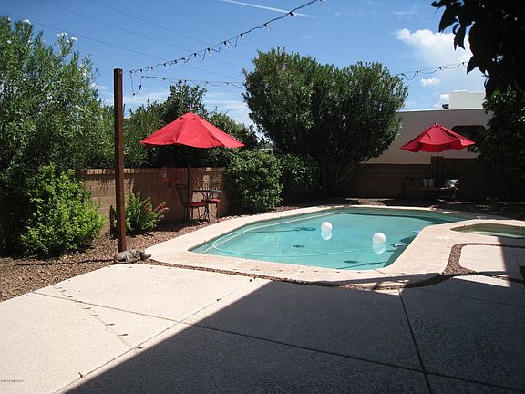 Pool & lights