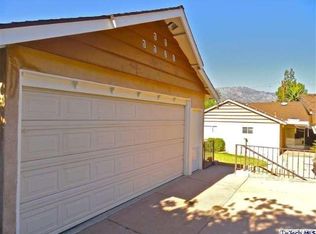 10201 Russett Ave, Sunland, CA 91040