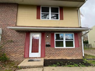 325 W Ridge St, Carlisle, PA 17013