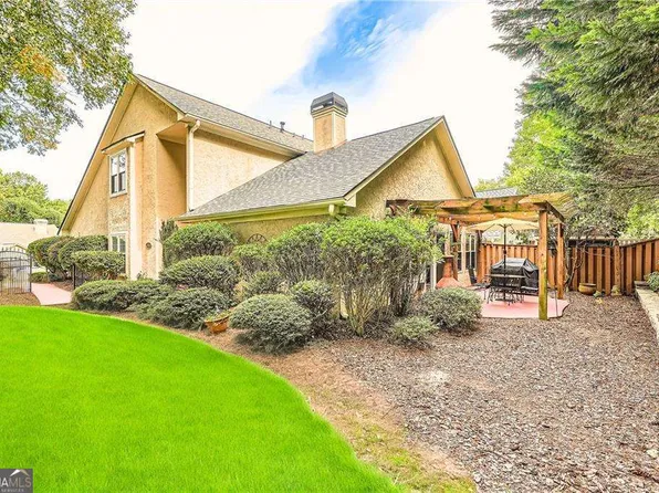 2376 Oakwood Way SE, Smyrna, GA 30080